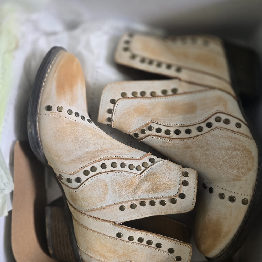 Very Volatile Tan Studded Heeled Boots